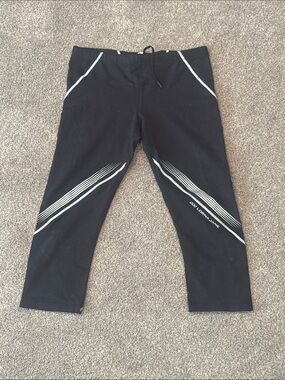 Lorna Jane Black Cropped Leggings with Silver Stripe Accents